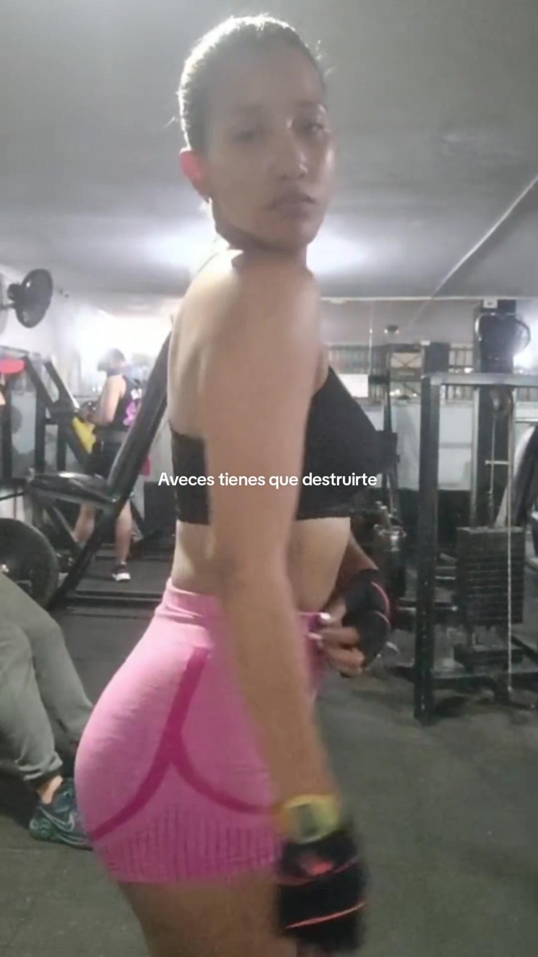 @Reina Lara