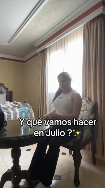 @RoxyCarlos