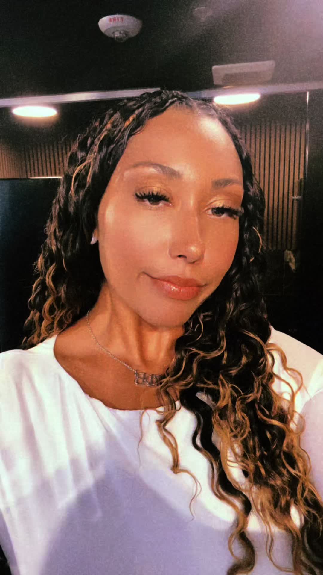 @DiariesofaFINERwoman