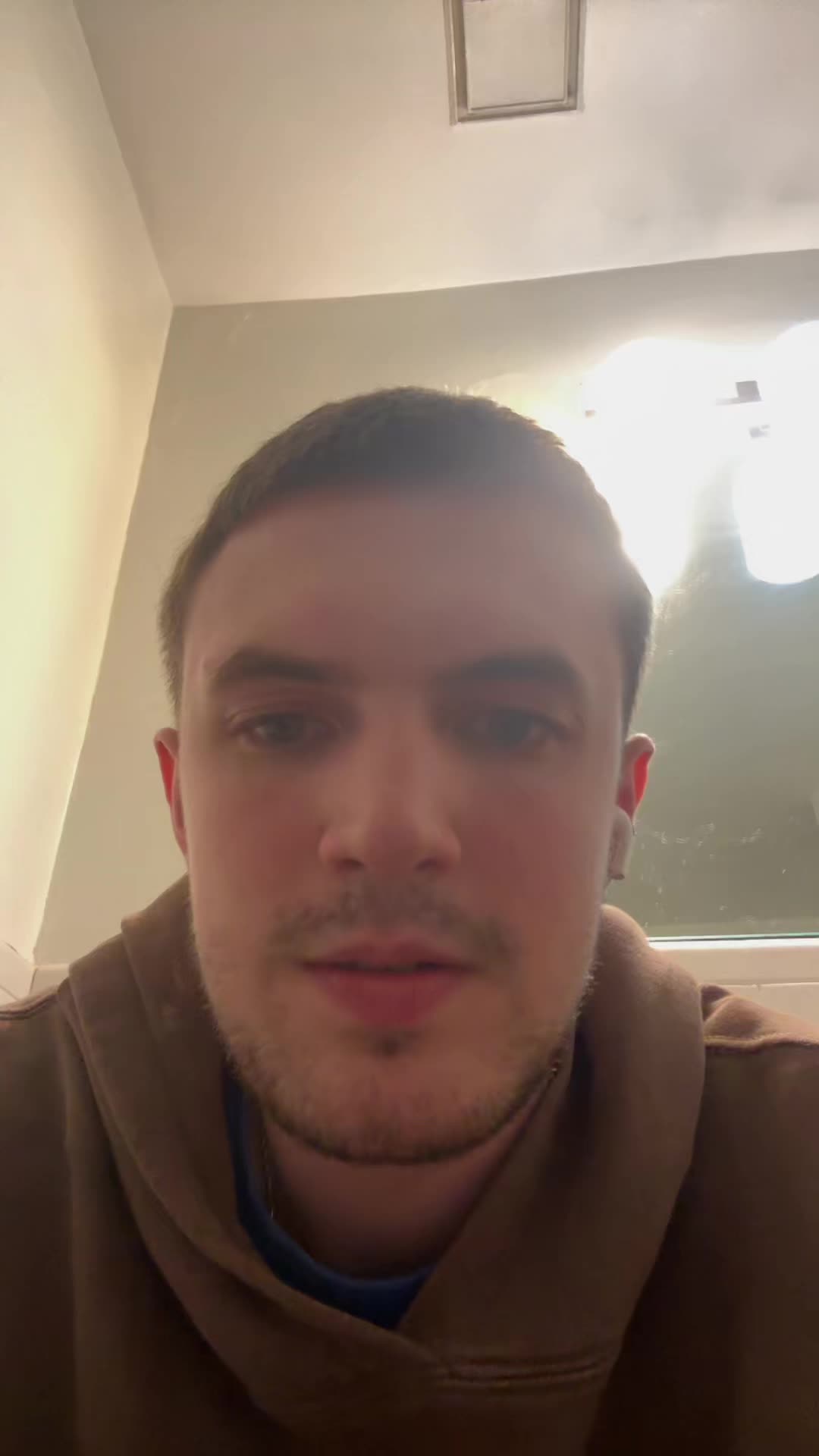 @Byxes