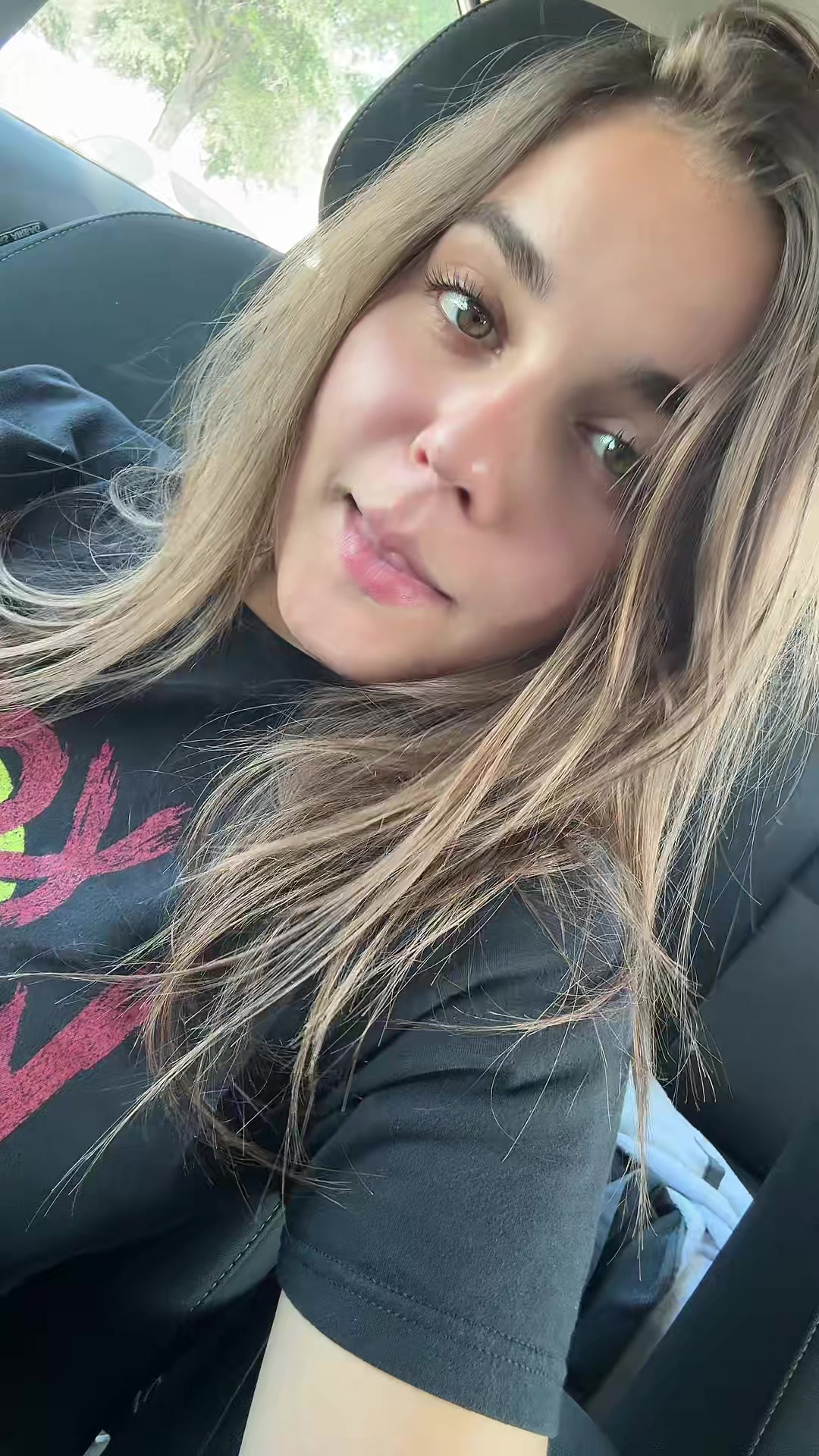 @hellafunchick