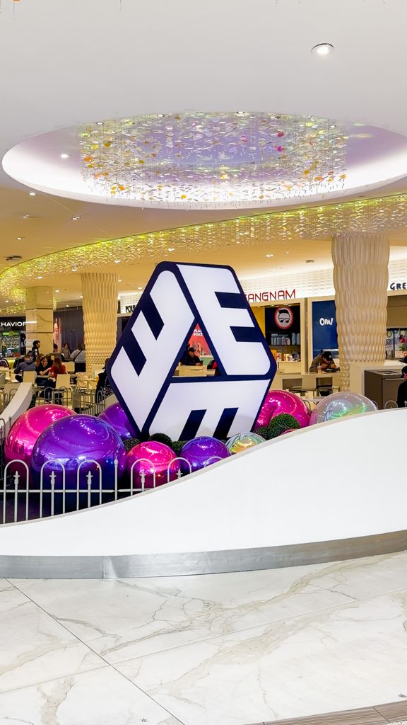 @West Edmonton Mall