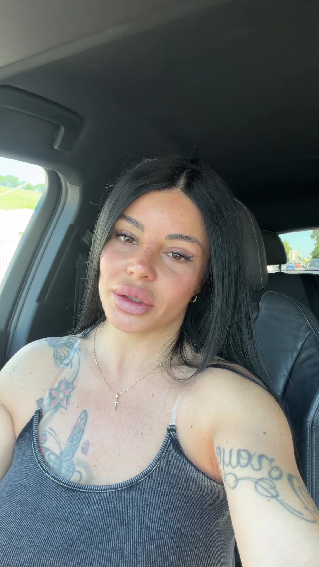 @Helena.