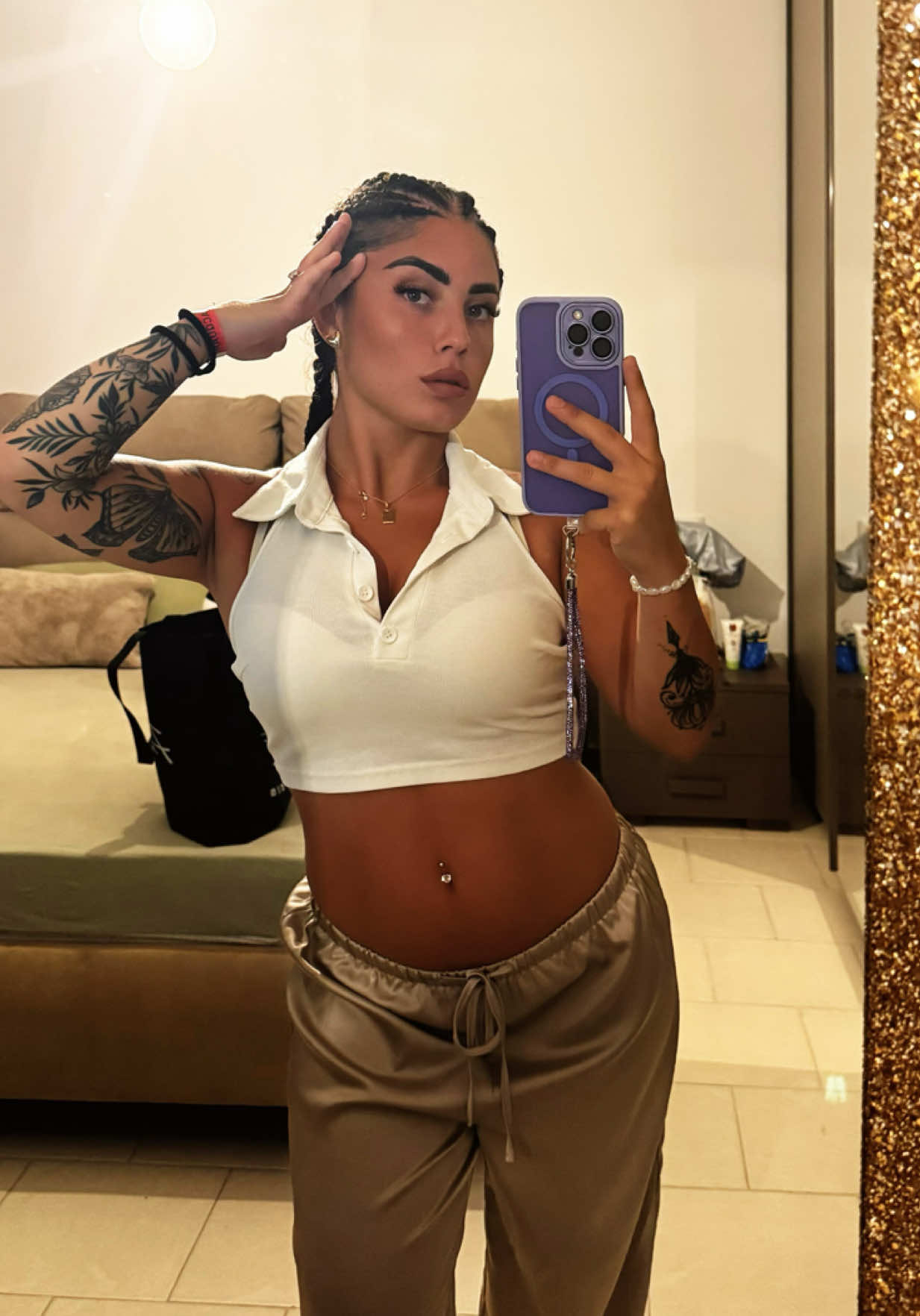 @Rebella👸🏻