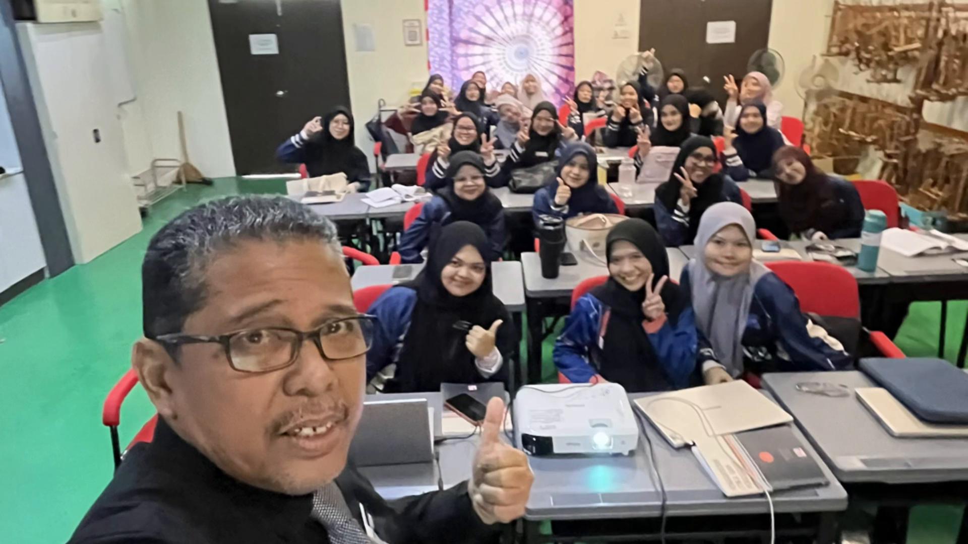 @Dr. Amran Aris