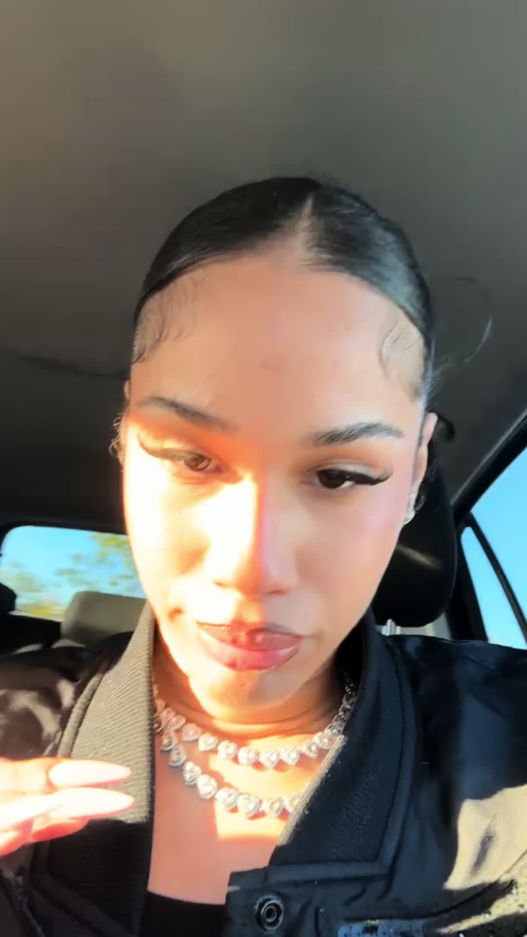 @6