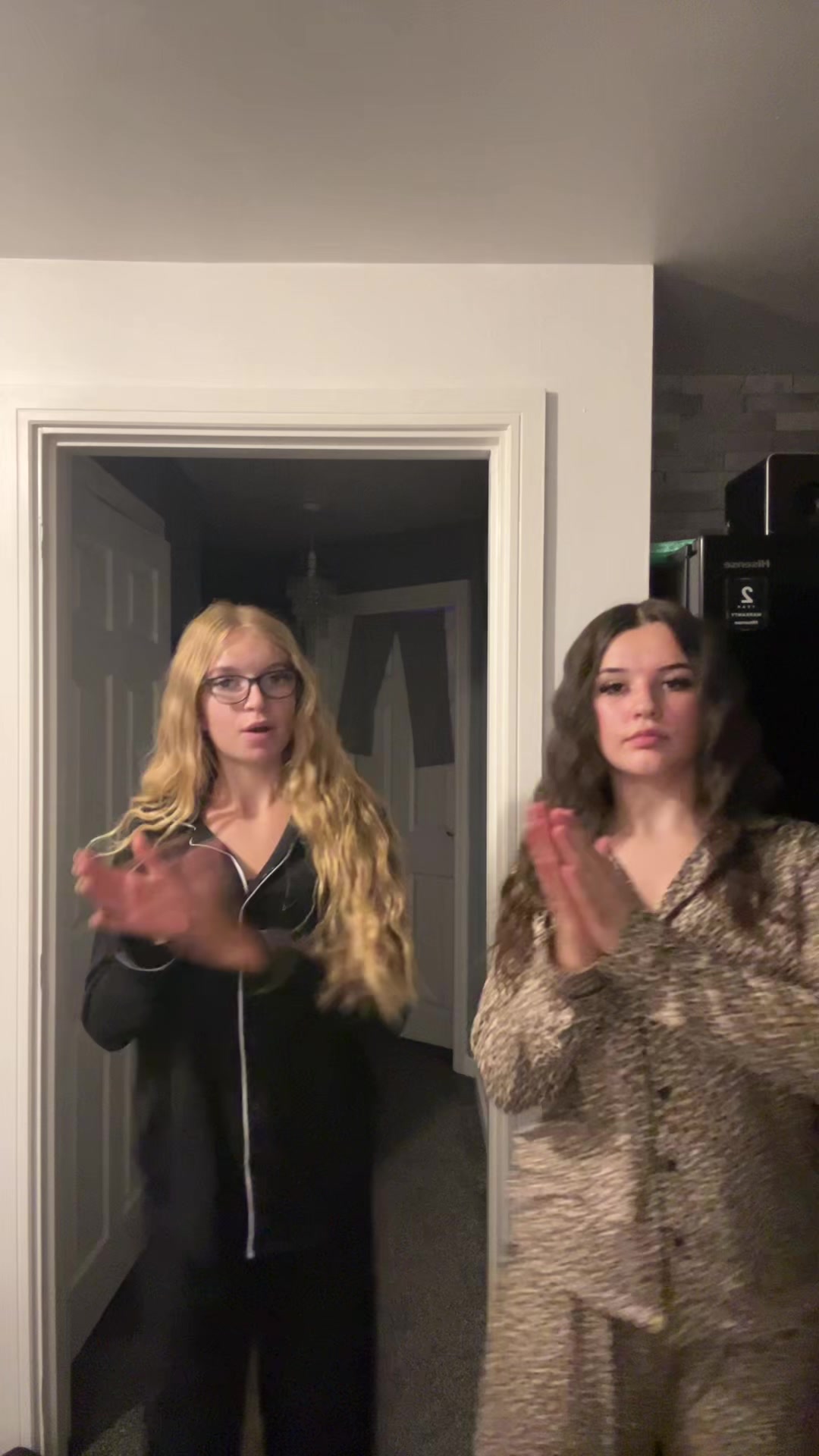 @privv.xo4