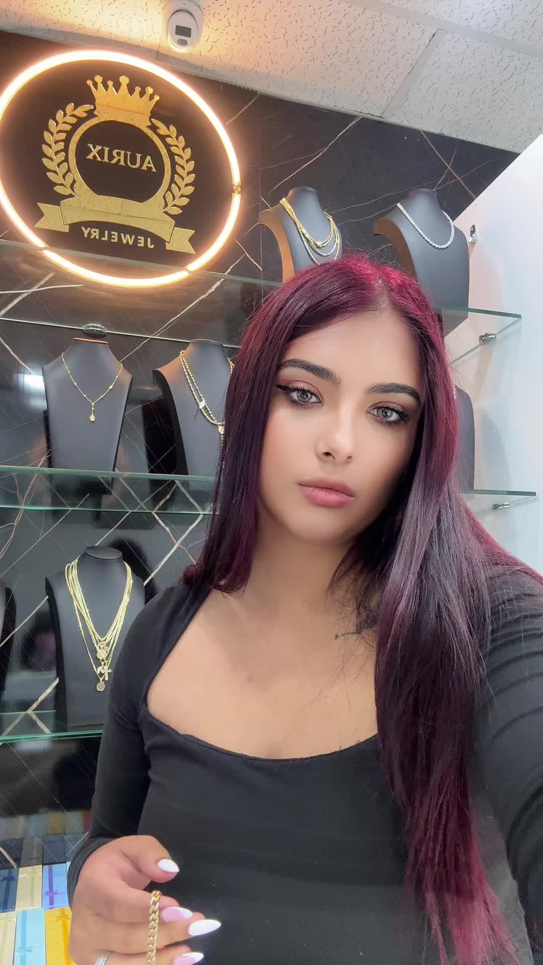 @Lyly queen