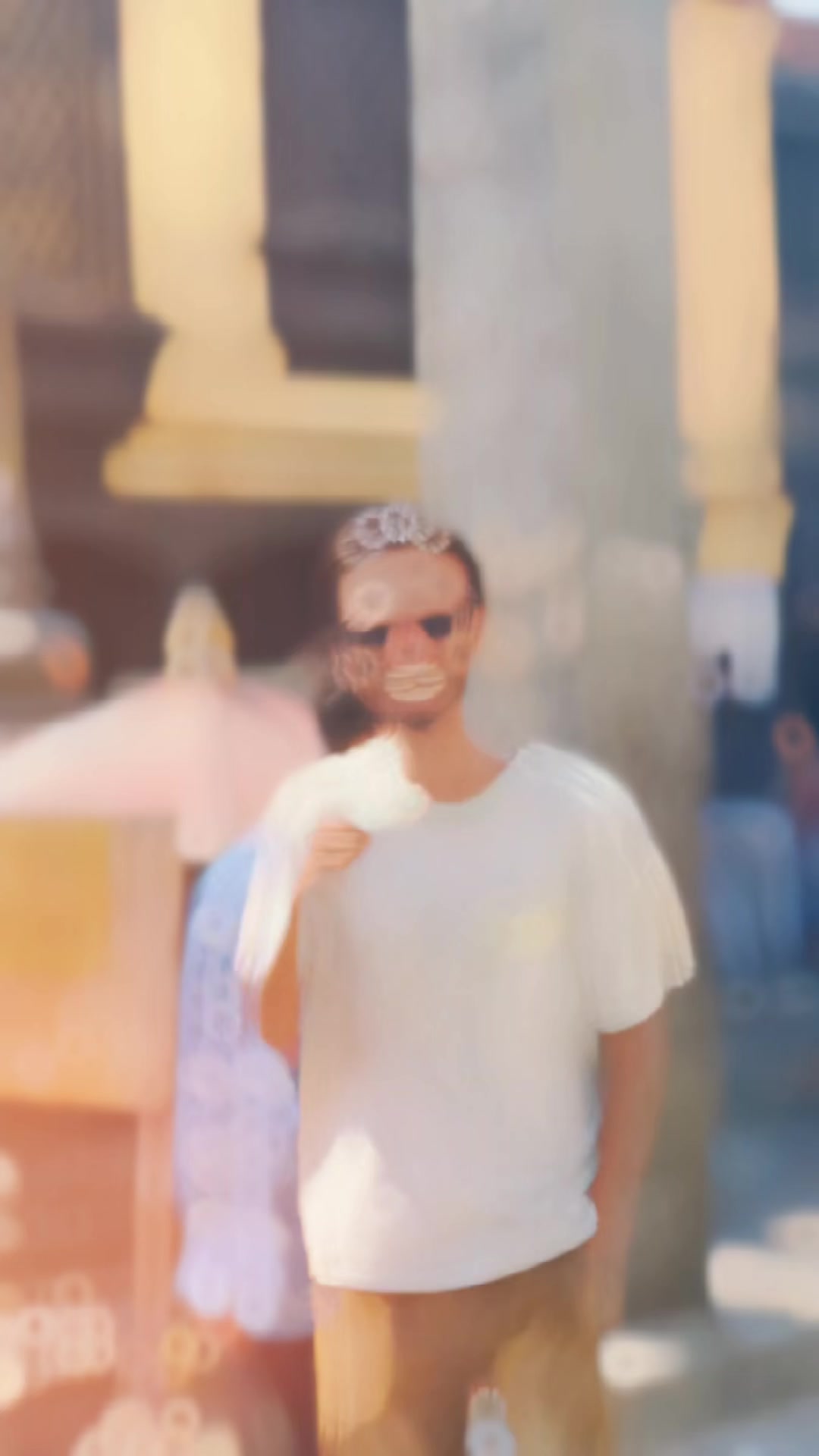 @️