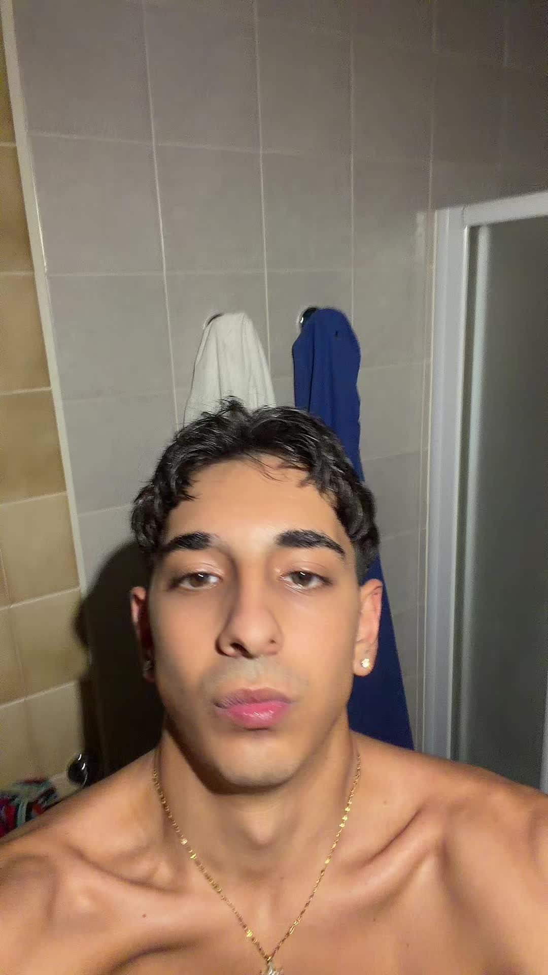@Chrisss🌊