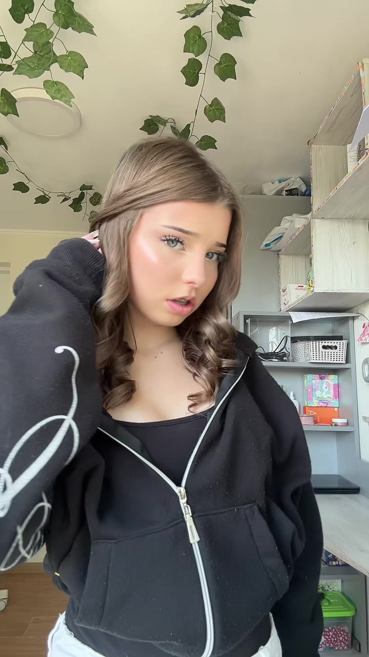 @Ніксі