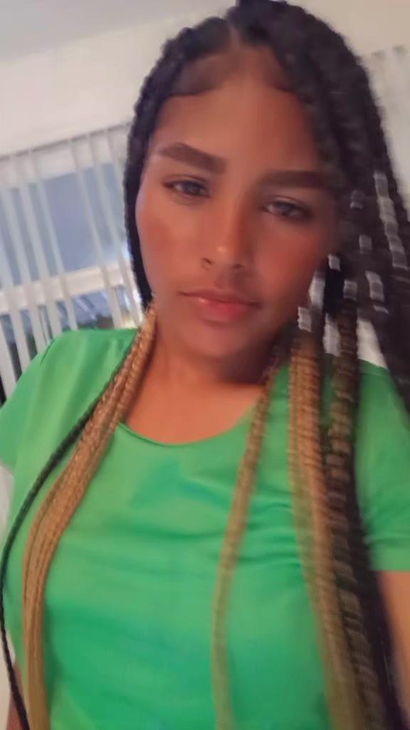 @adriana_villalobos25
