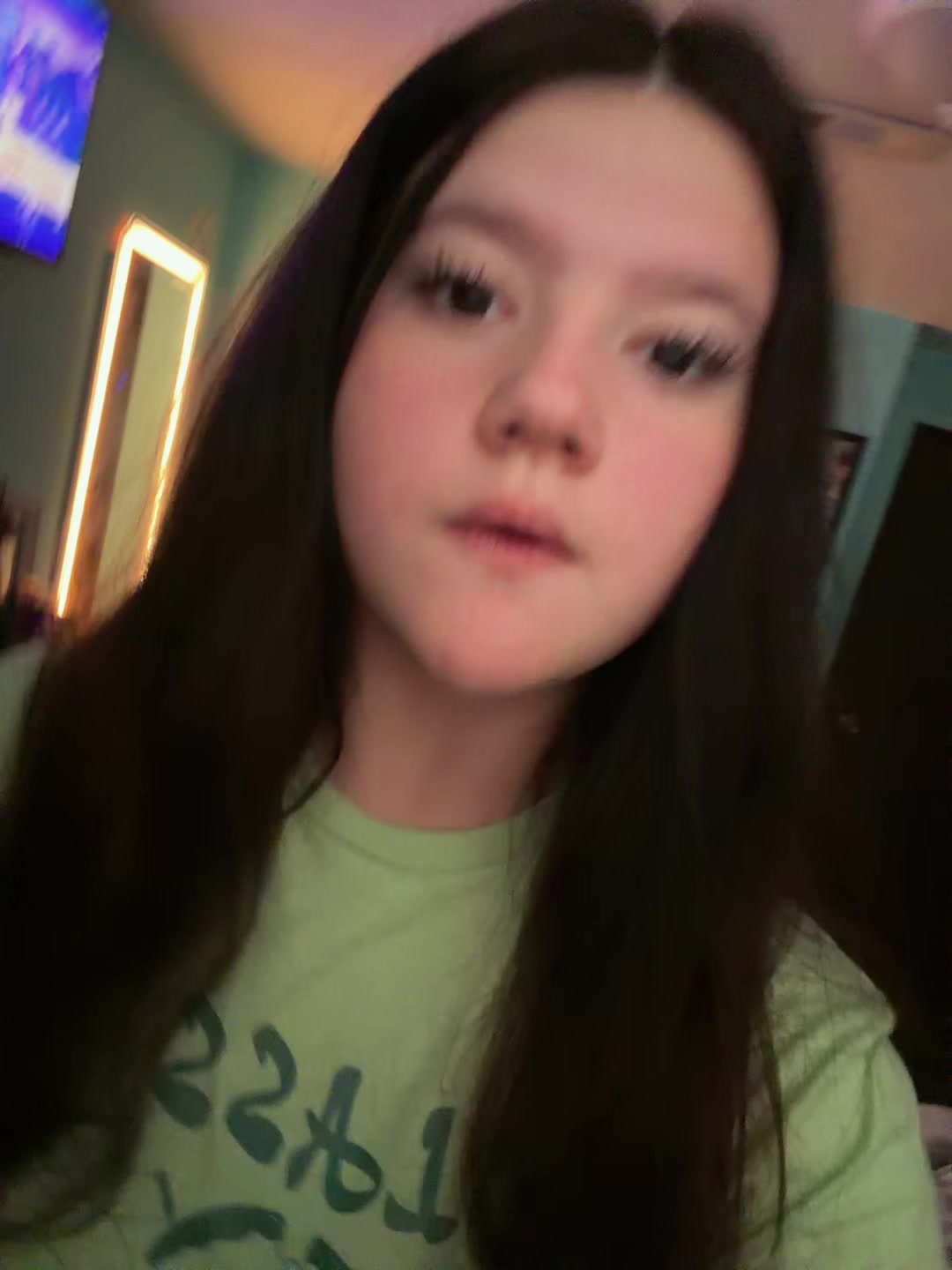 @🦄