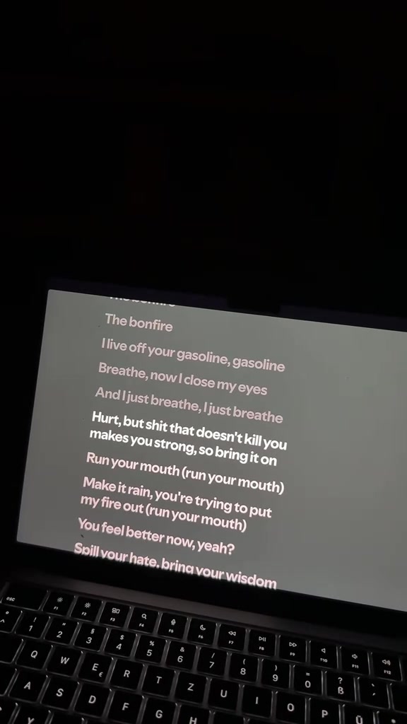 @lyricshub