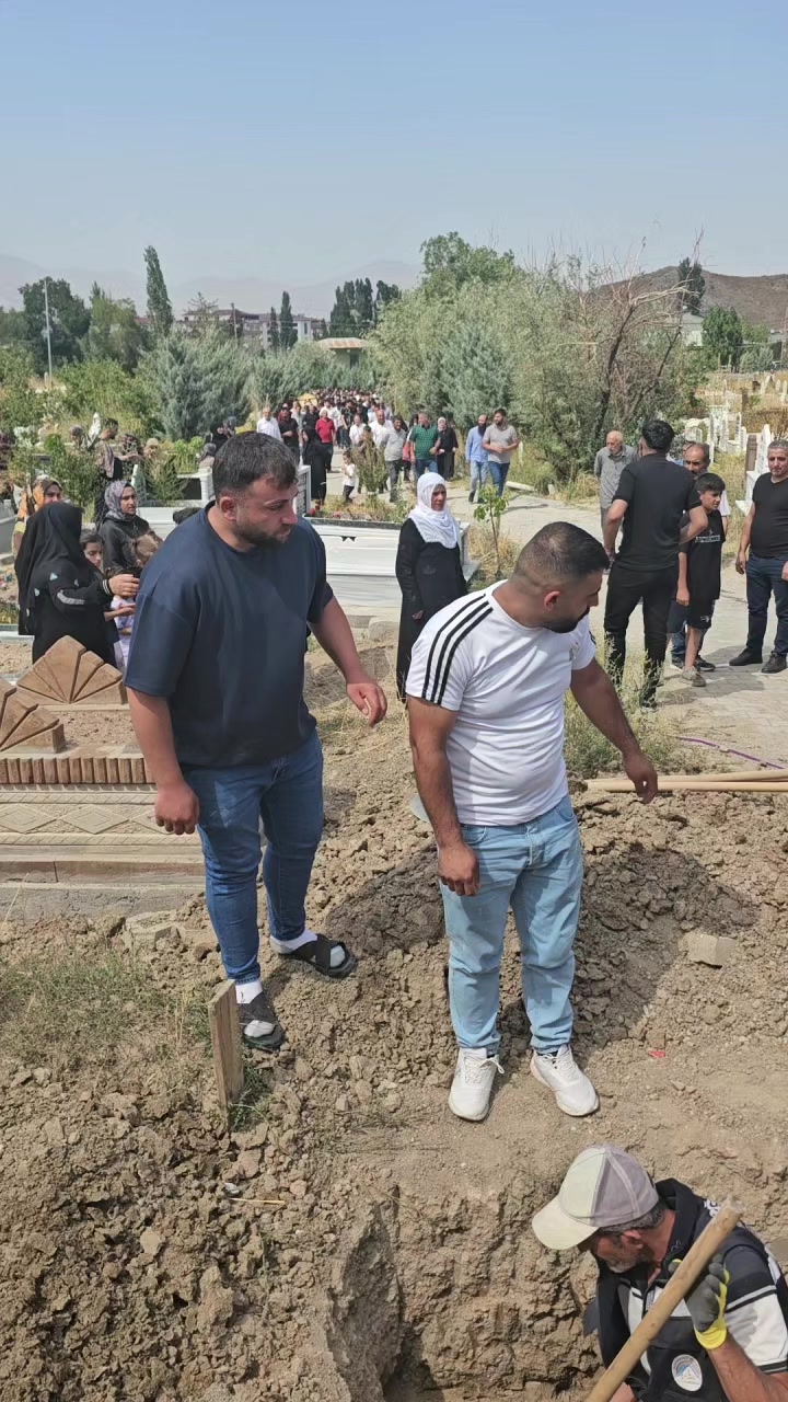 @Emin saltik