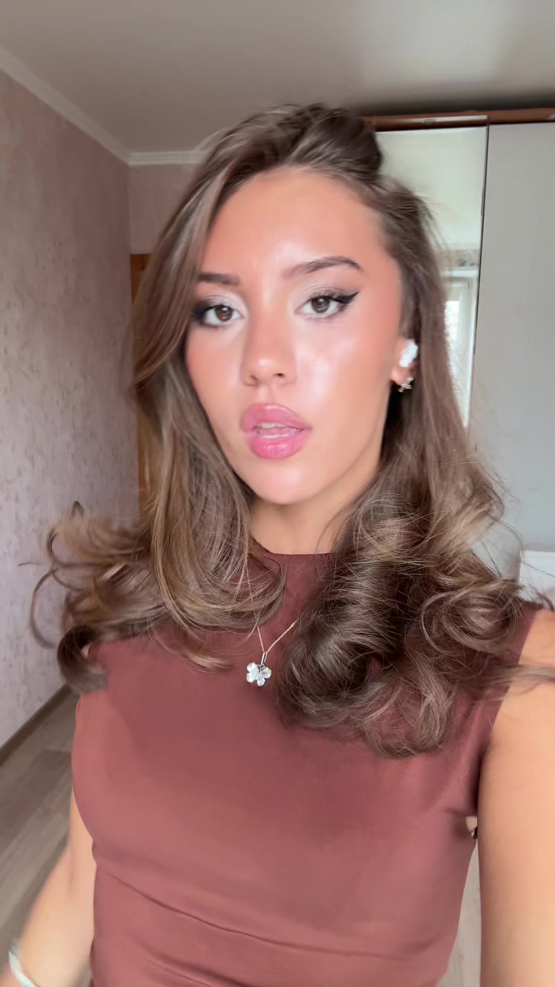 @Alyona