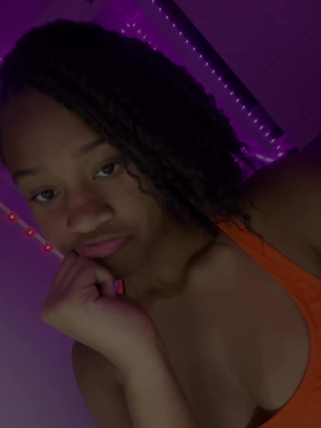 @femalesmurk