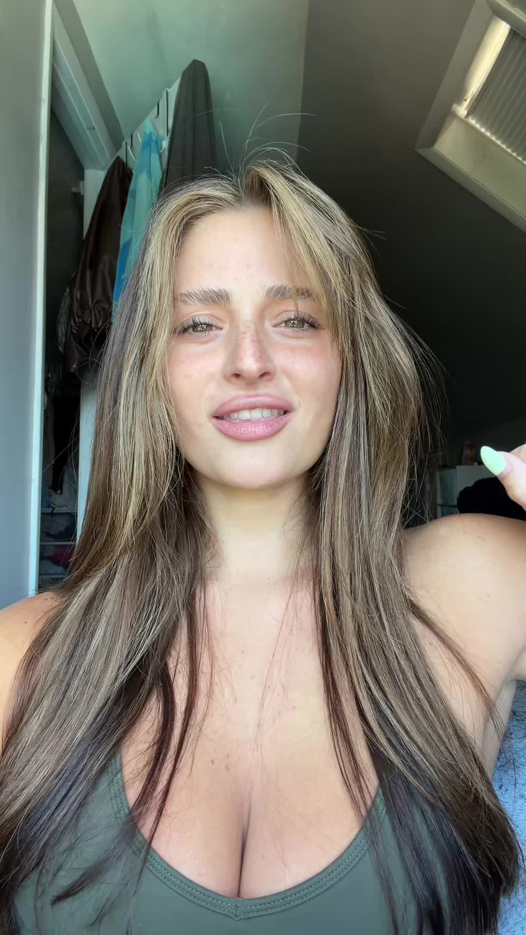 @cairaaa