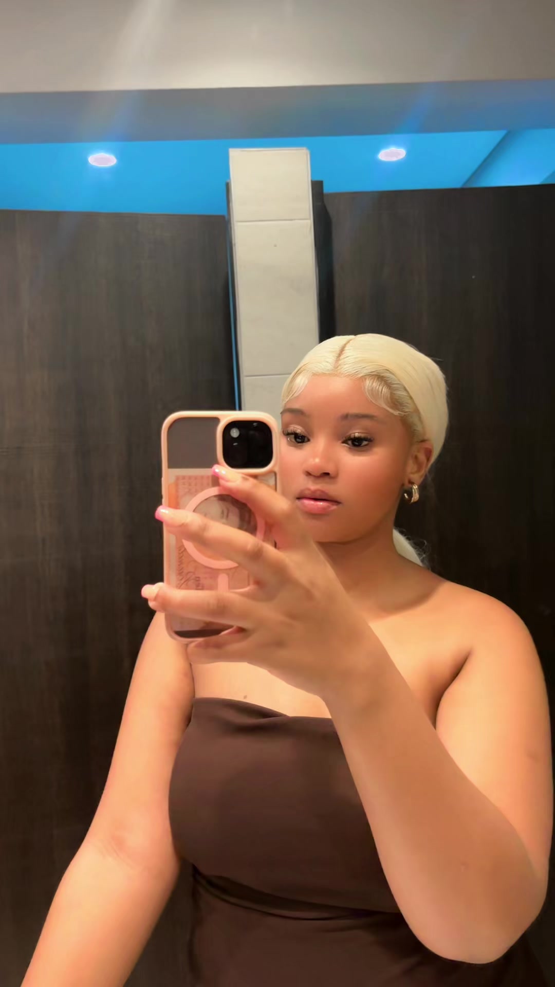 @Anelisa Khwanya
