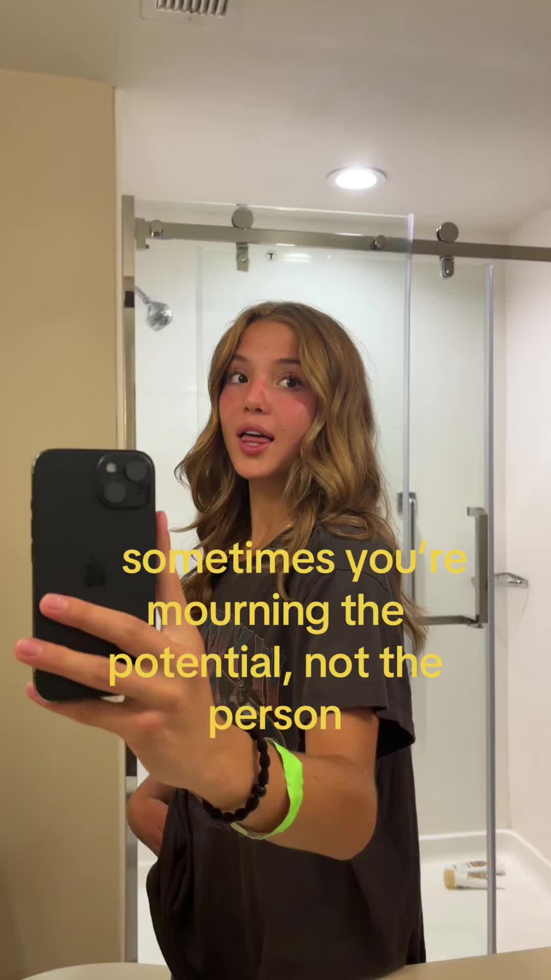 @sydnee milfakov