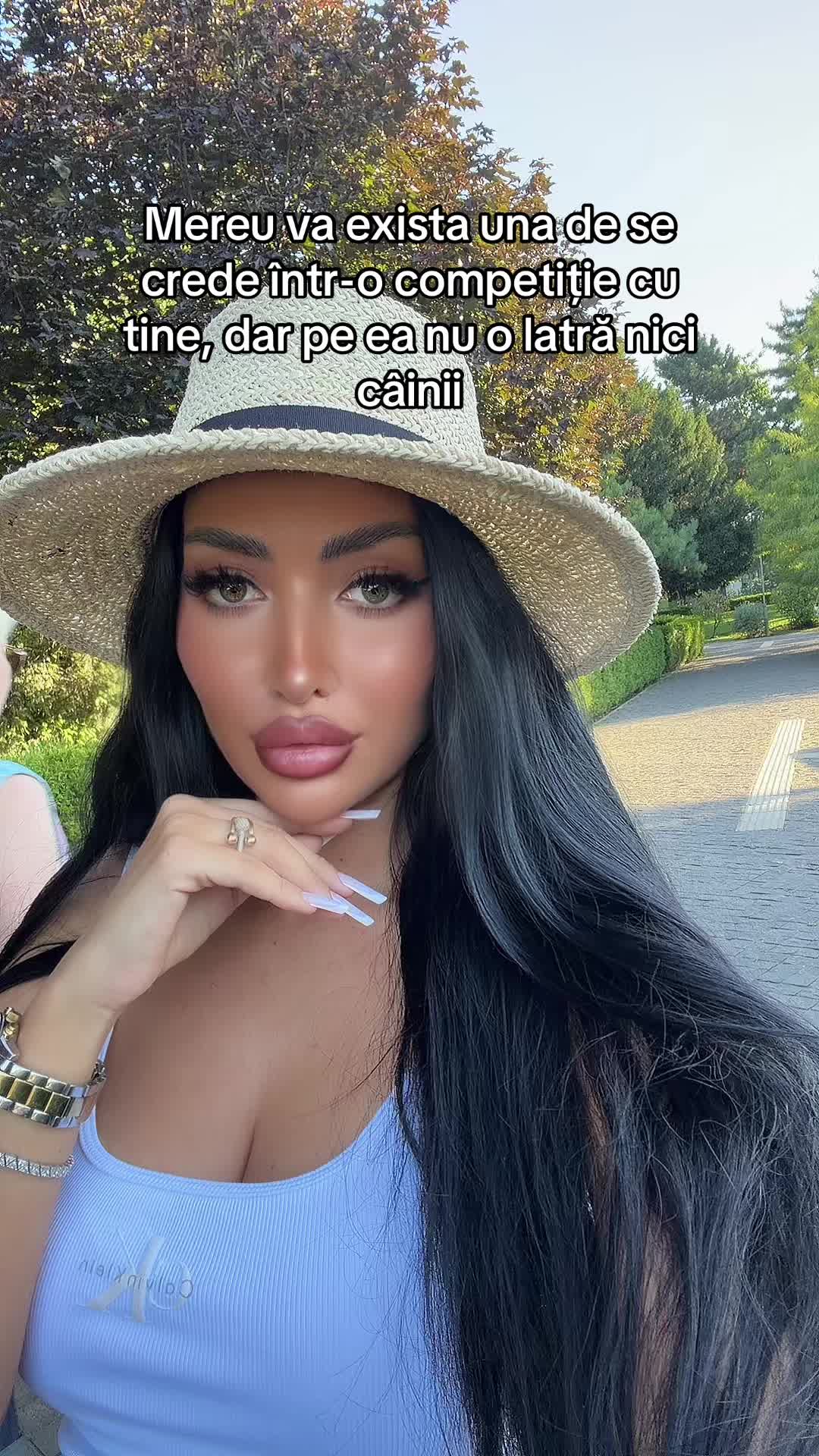 @Oana✨