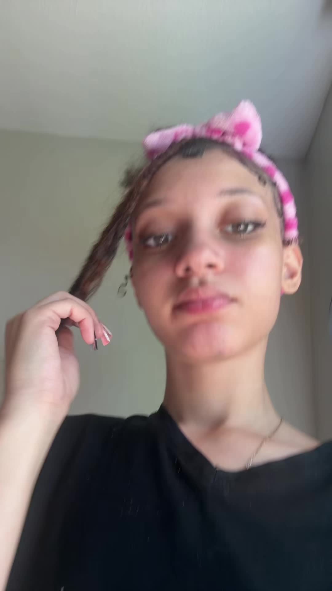 @😱