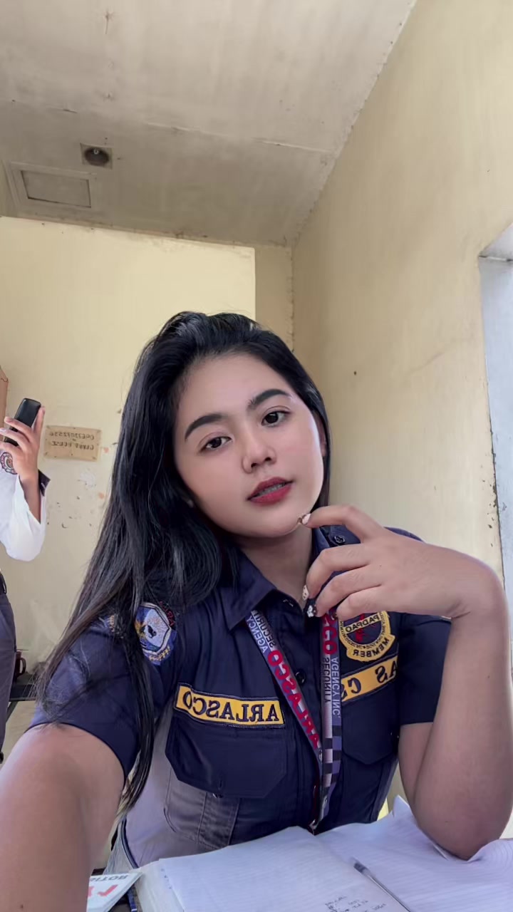 @khriz