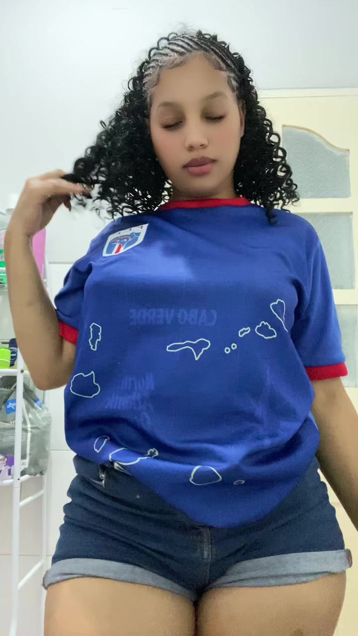 @🌸🐚Elly🫧🎀
