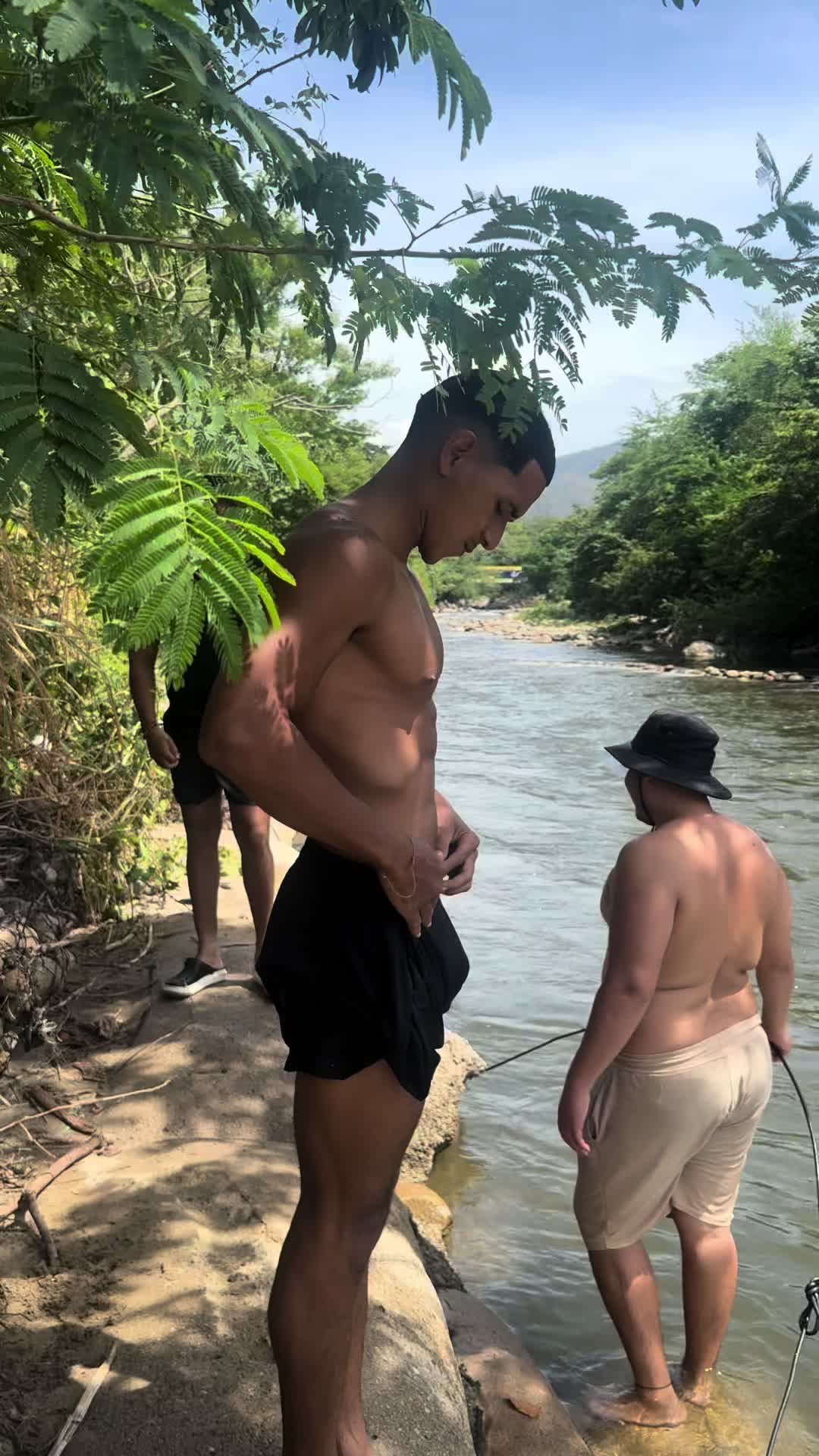 @misscolombia_Ander