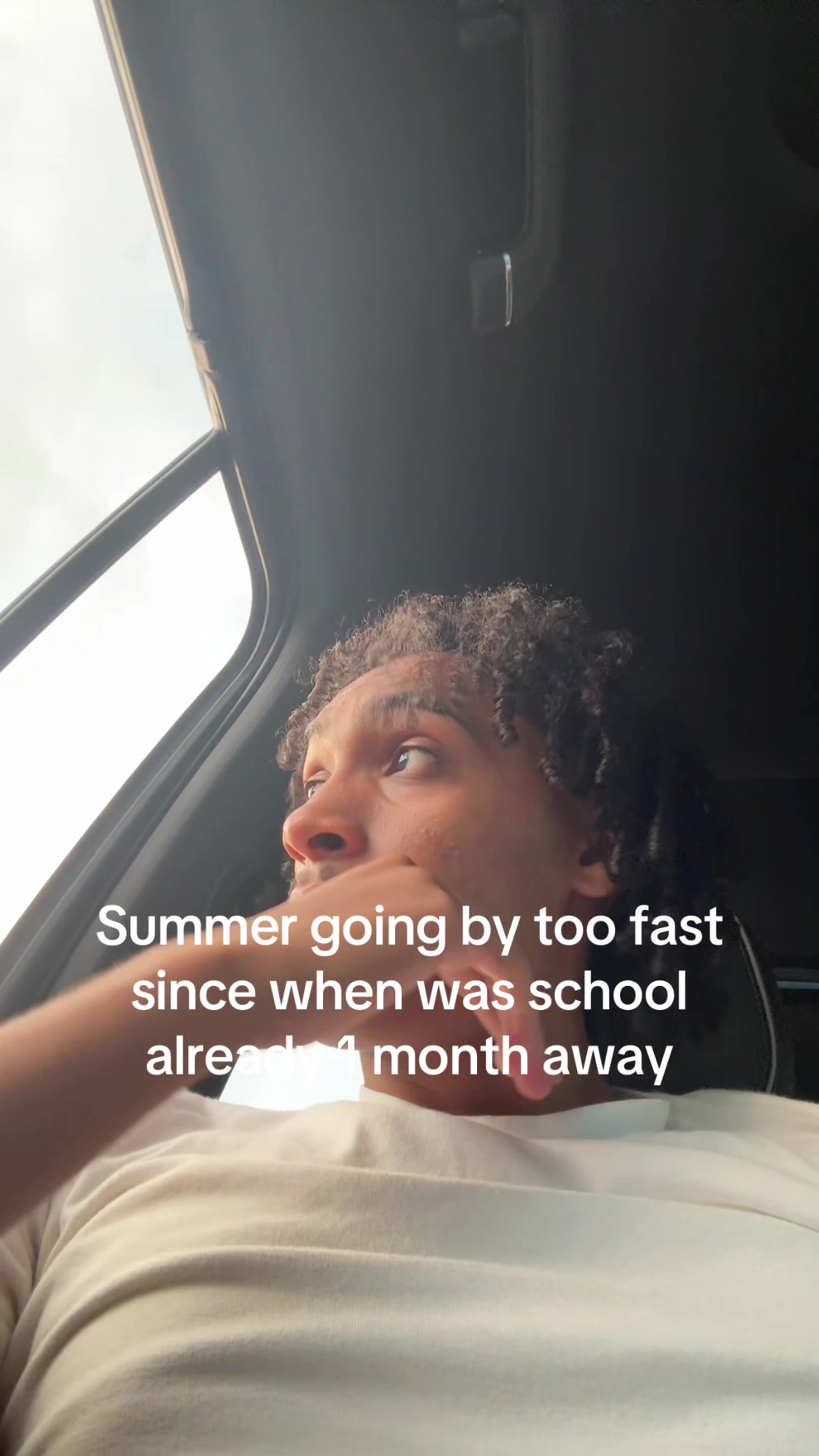 @alex_