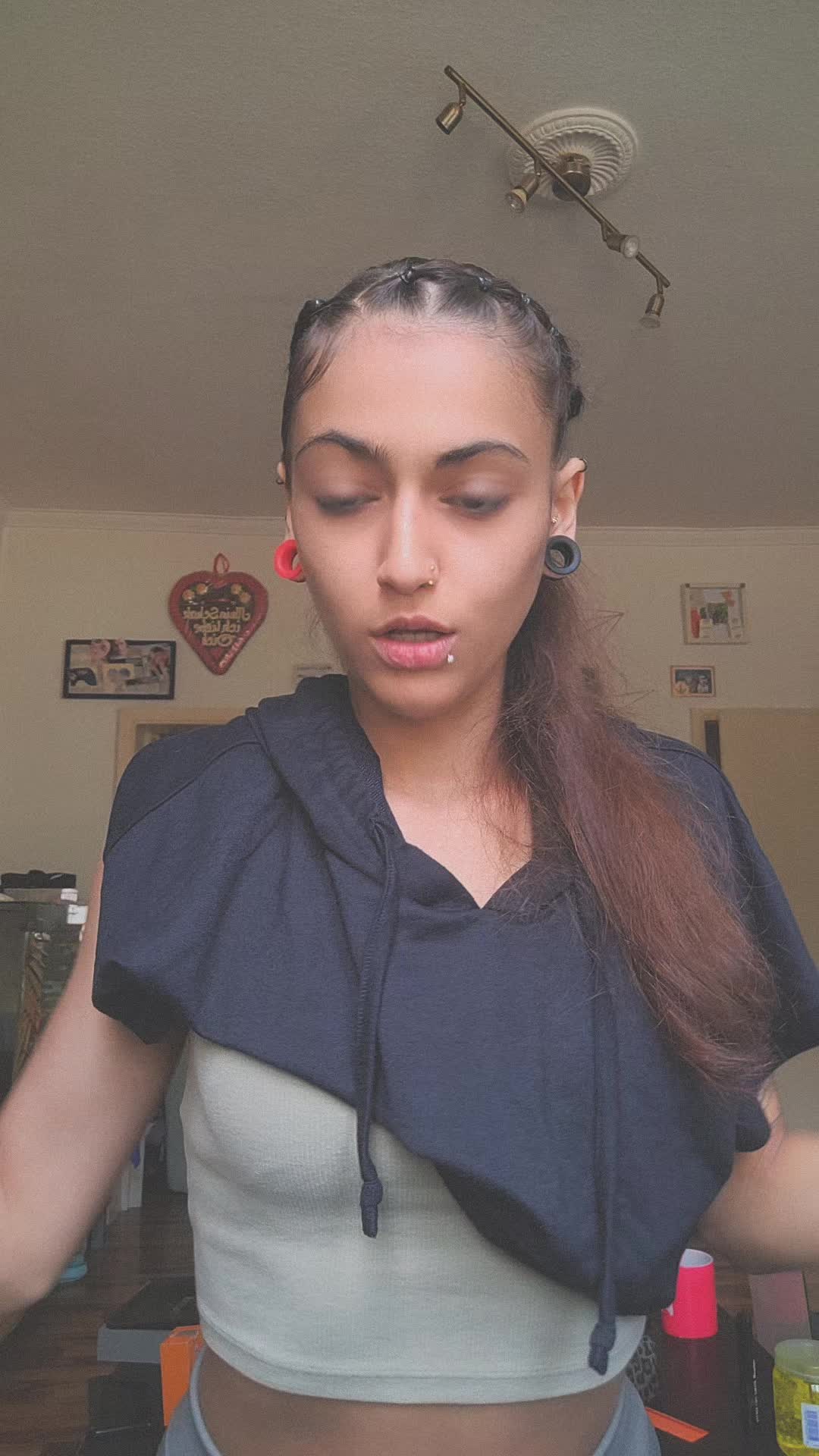 @&times;_maddii97🖤😈_x