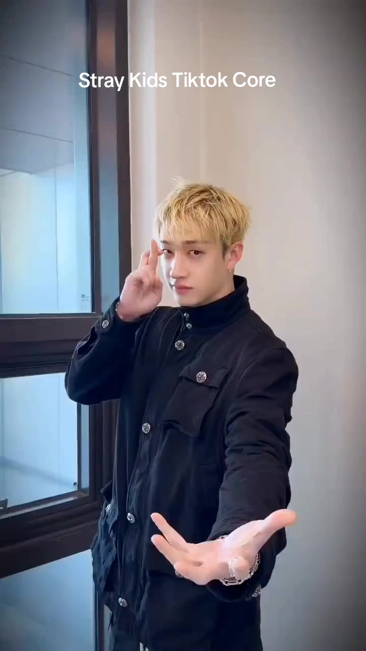 @AroStayXbl