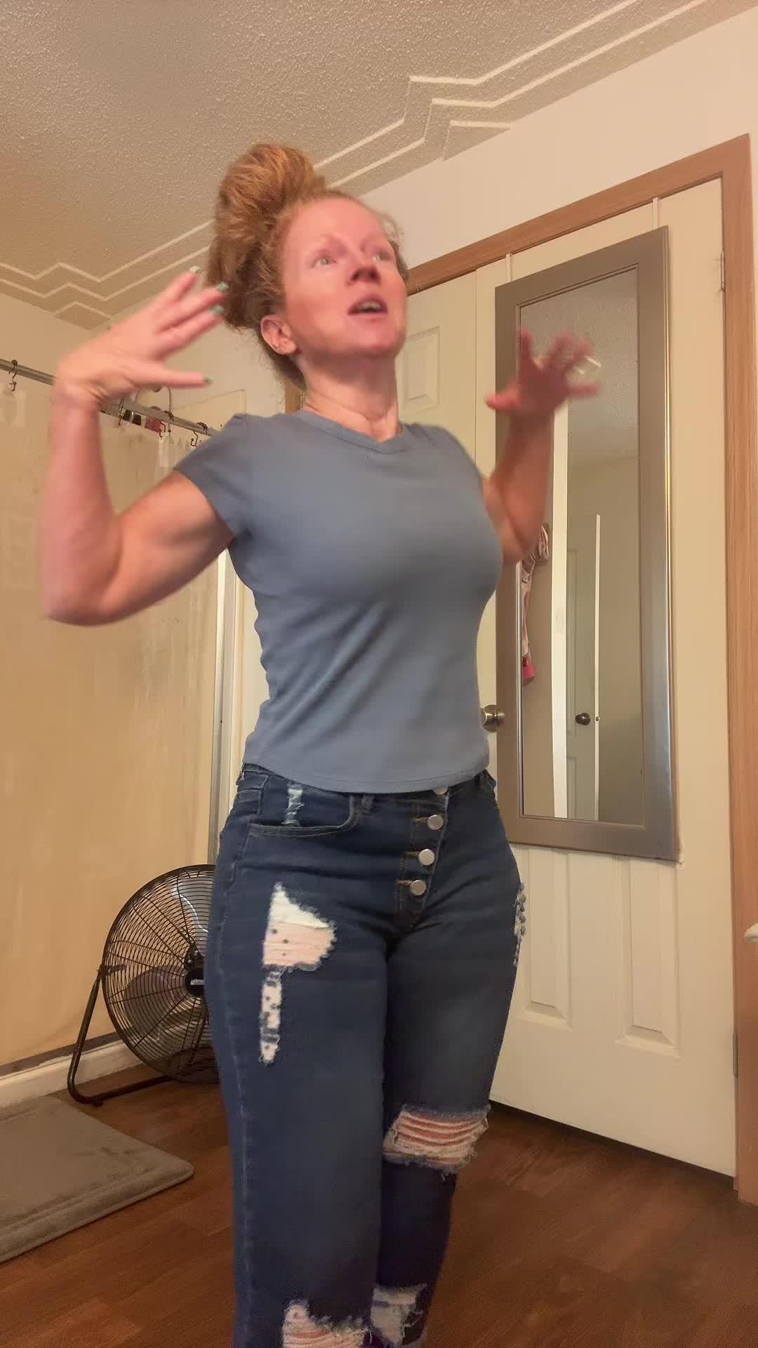 @Gg