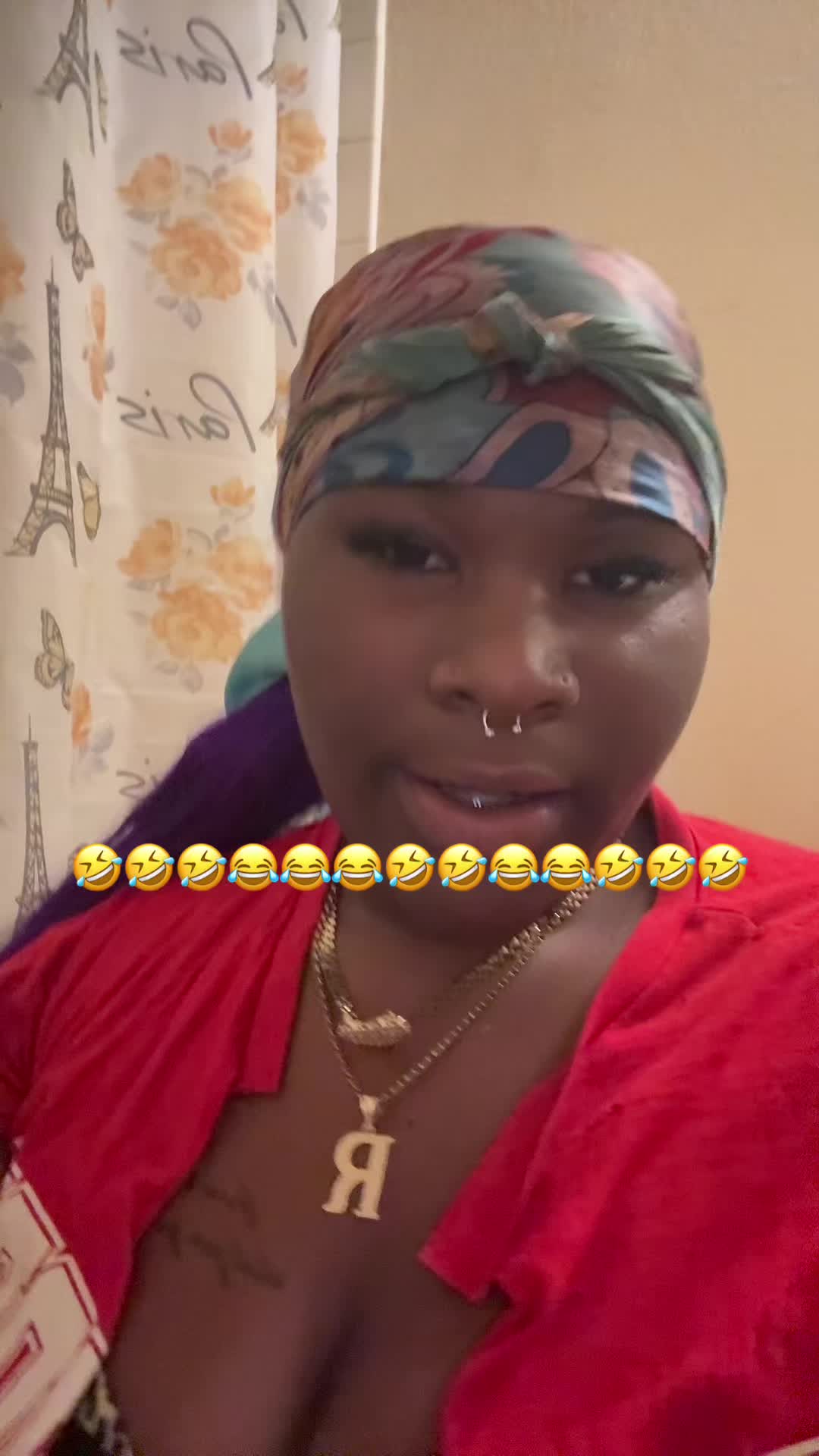 @thickerthanaasnicker 🍫