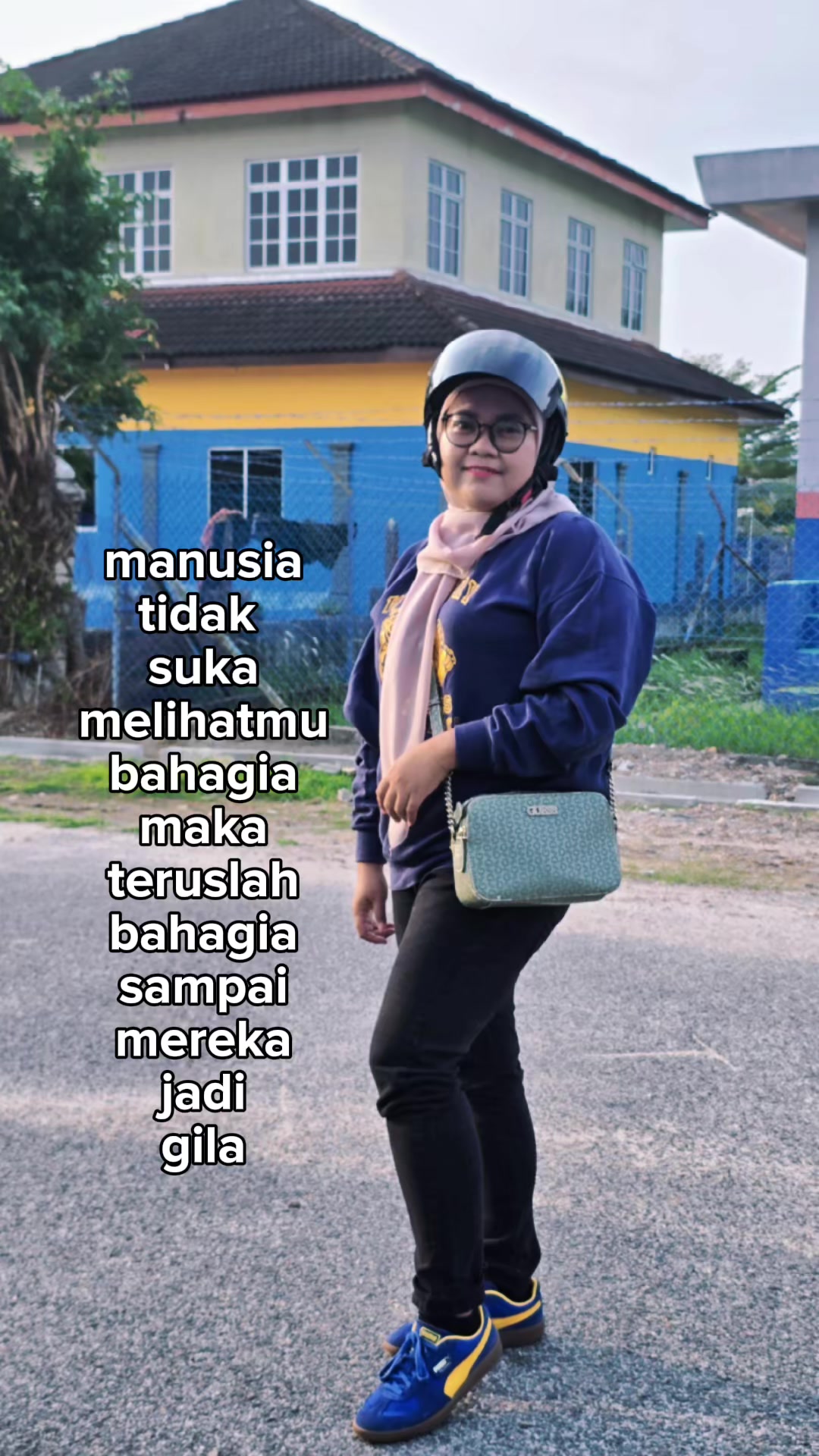 @dee-nazz1094