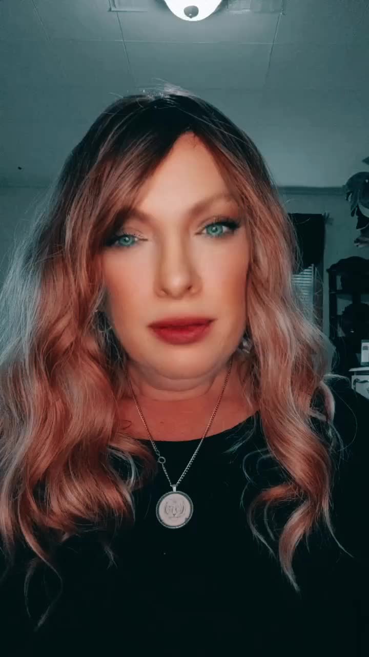 @queenmags