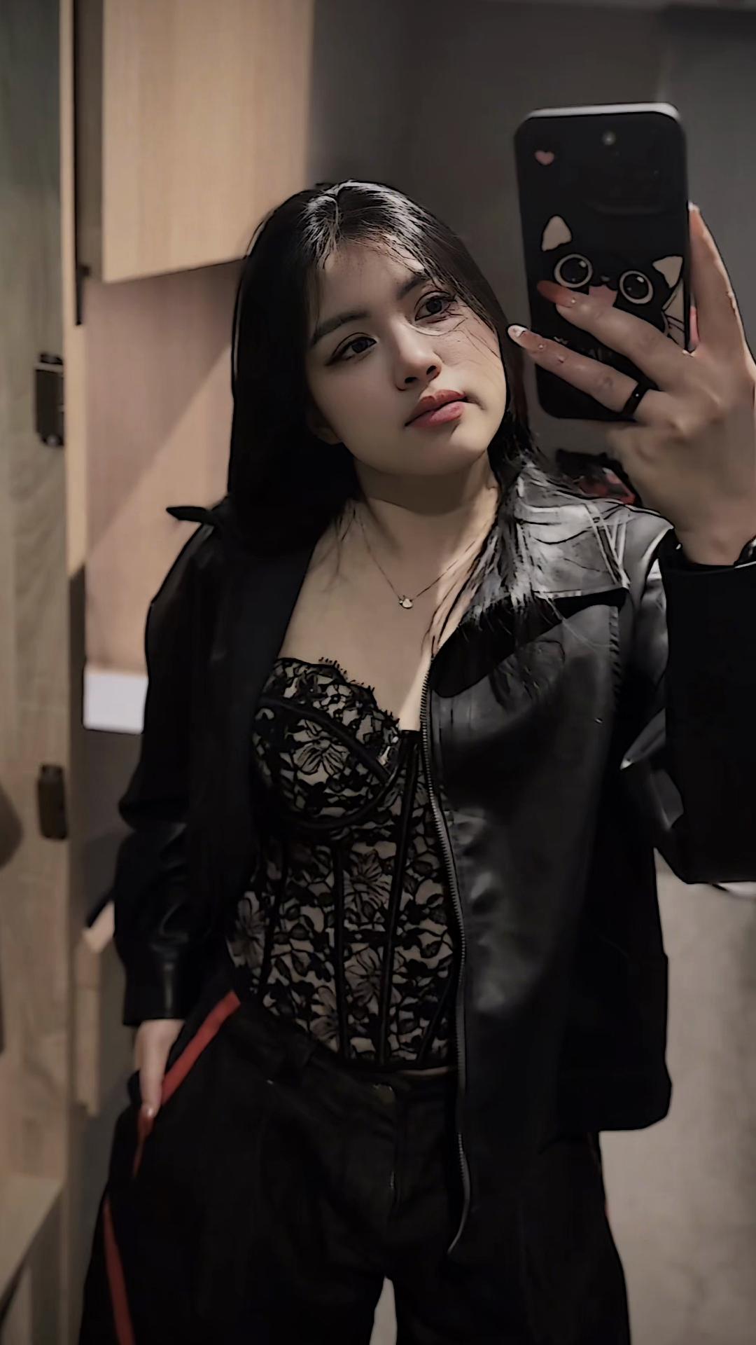 @UkhtiEKASS✌️