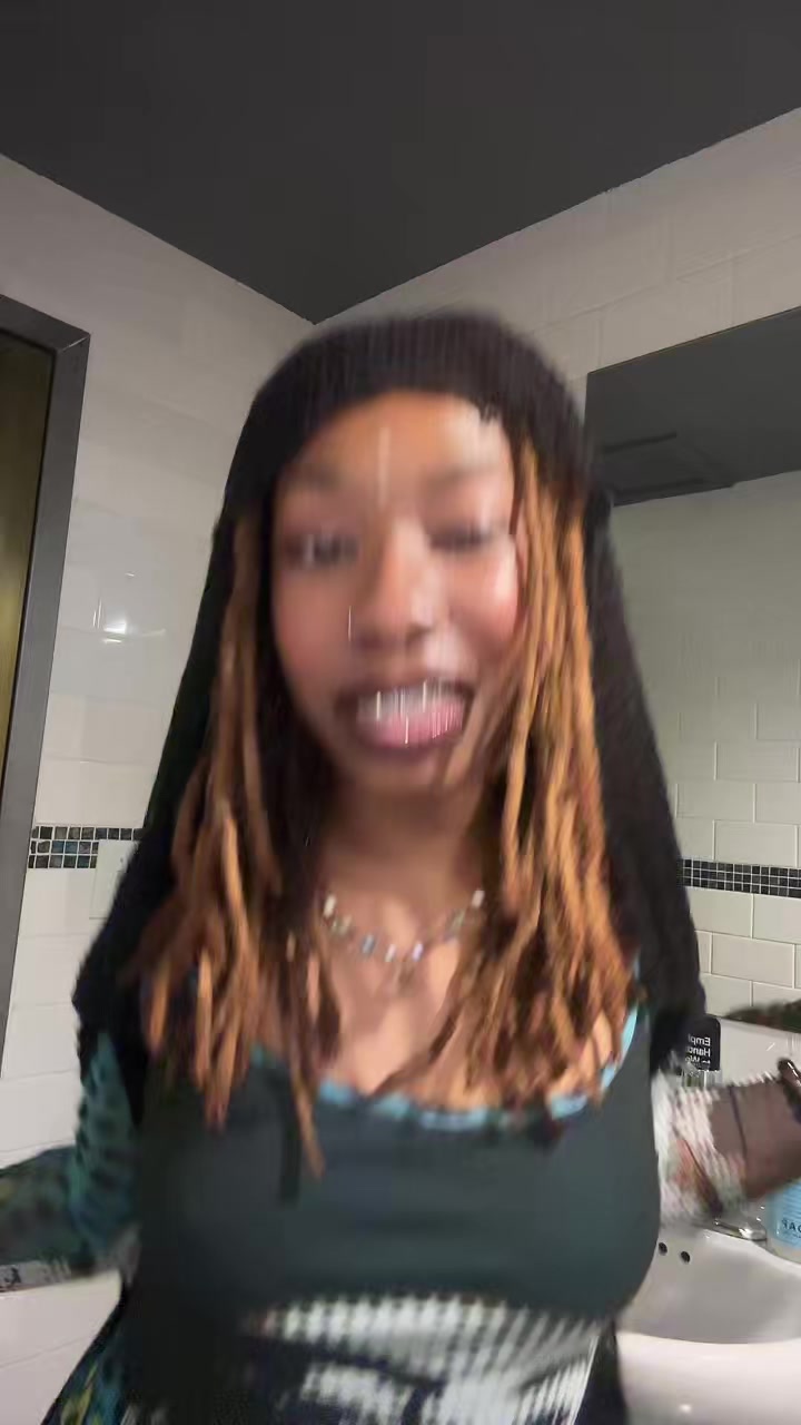 @Adia (allegedly)