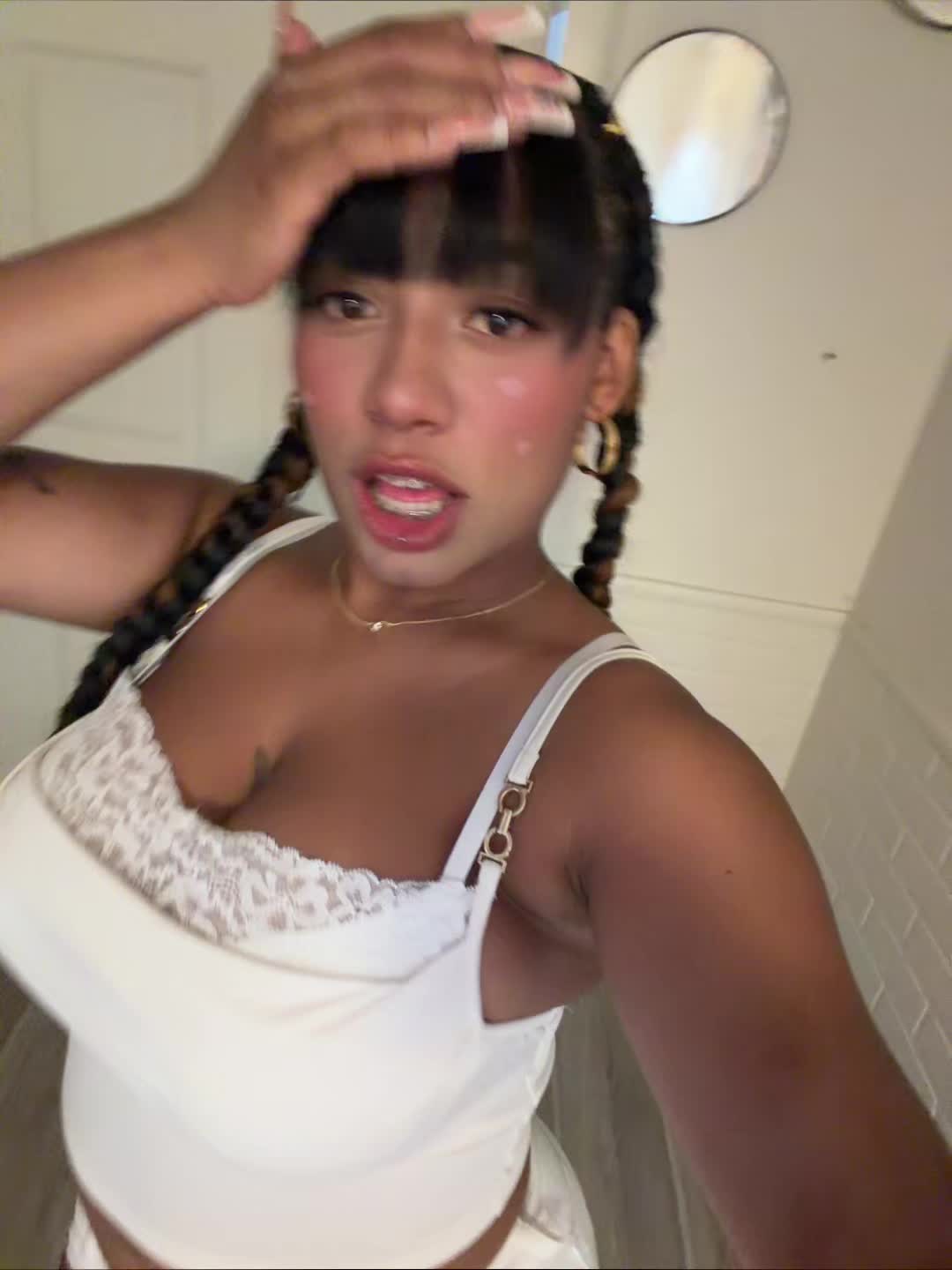 @Yailinbby