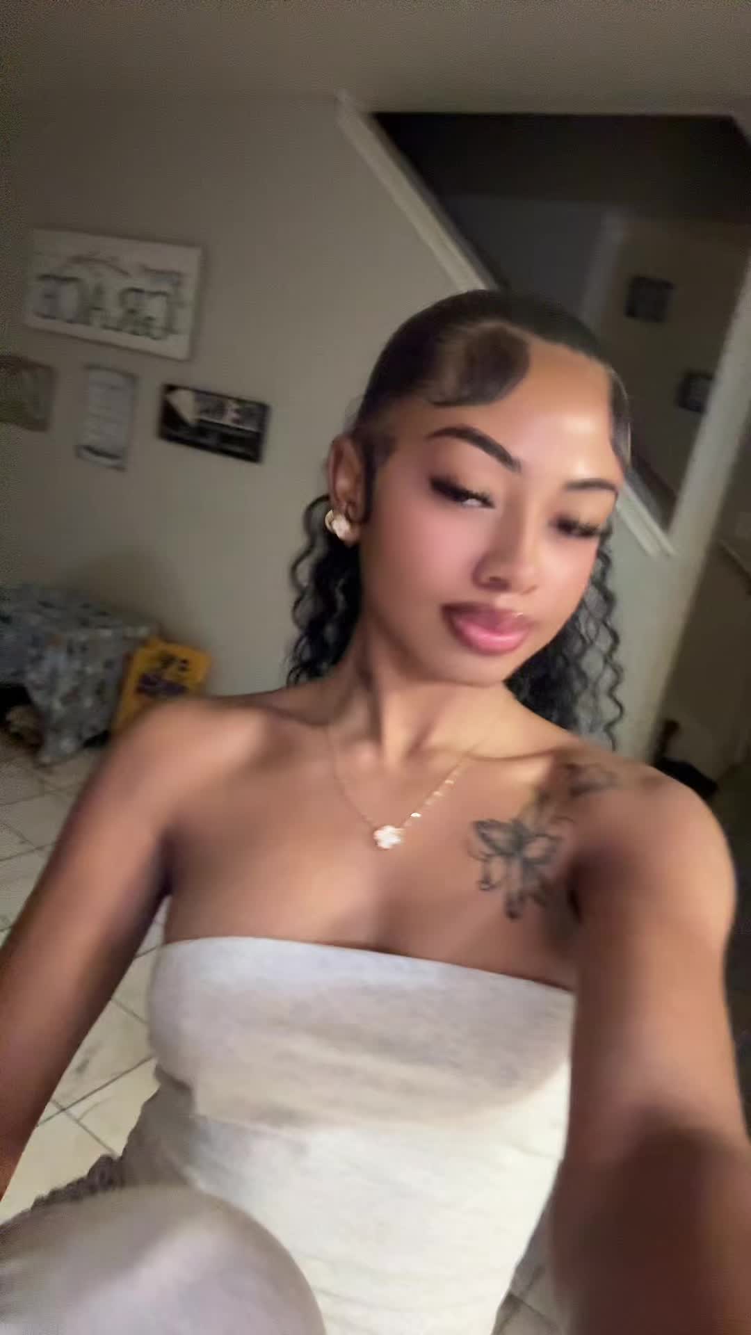 @sexyscorpiowlrd