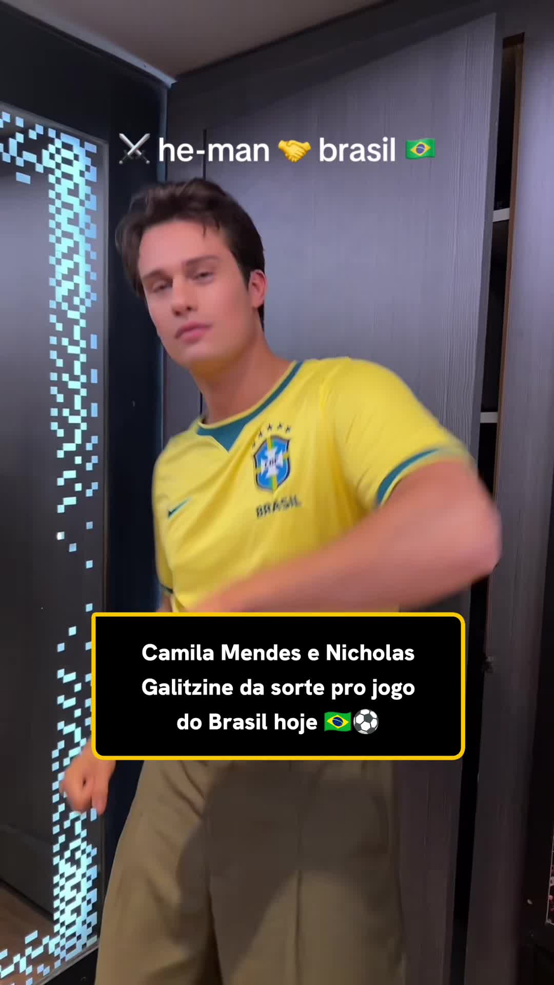 @Omelete