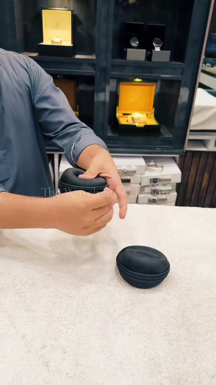 @THE WATCH STORE