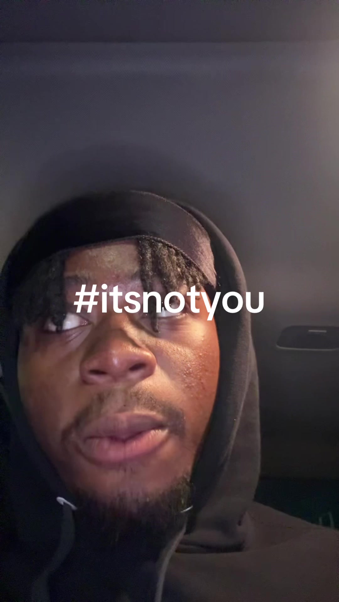 @moyoezzy