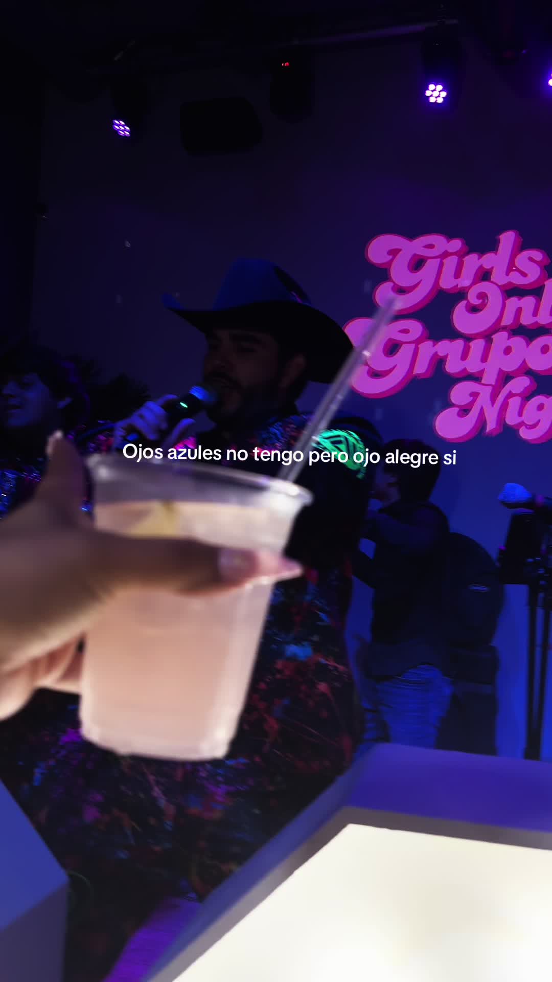 @E✩