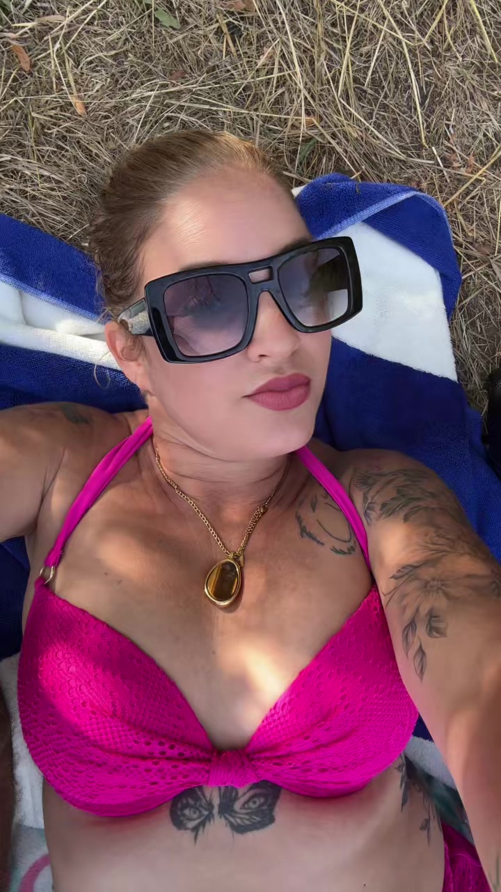 @lunalatina28