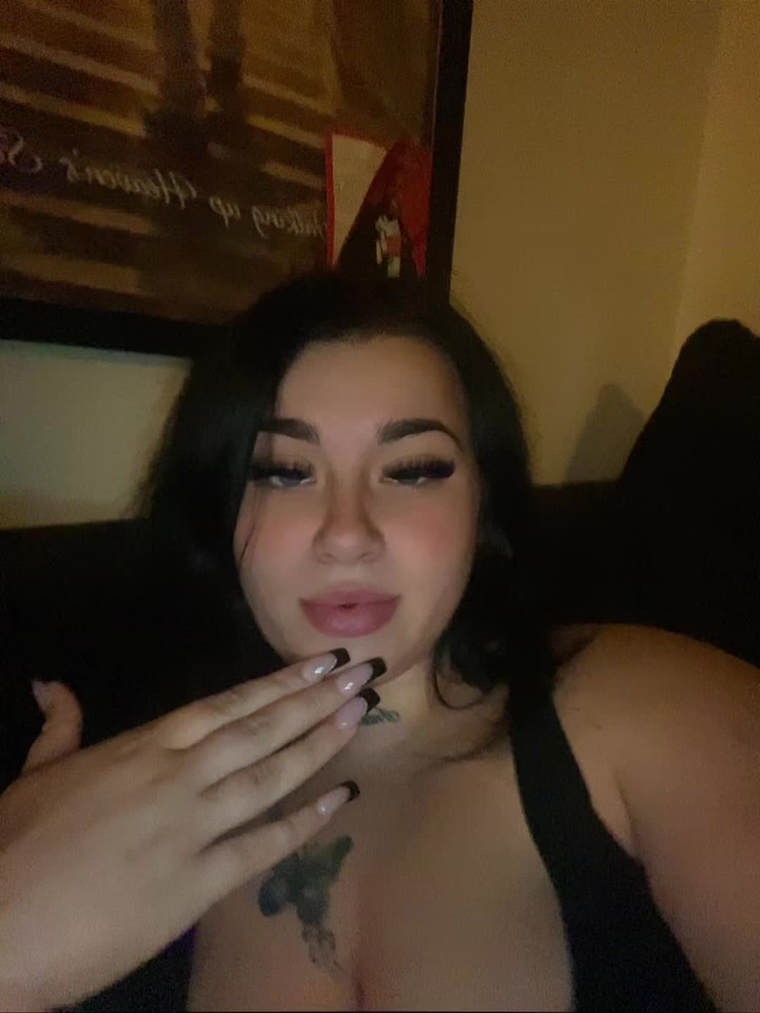 @riahlynn2400