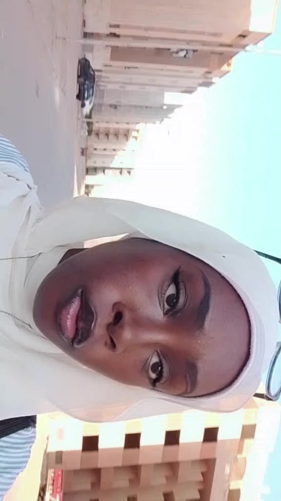 @𝑬𝒍𝒂𝒇 🤎