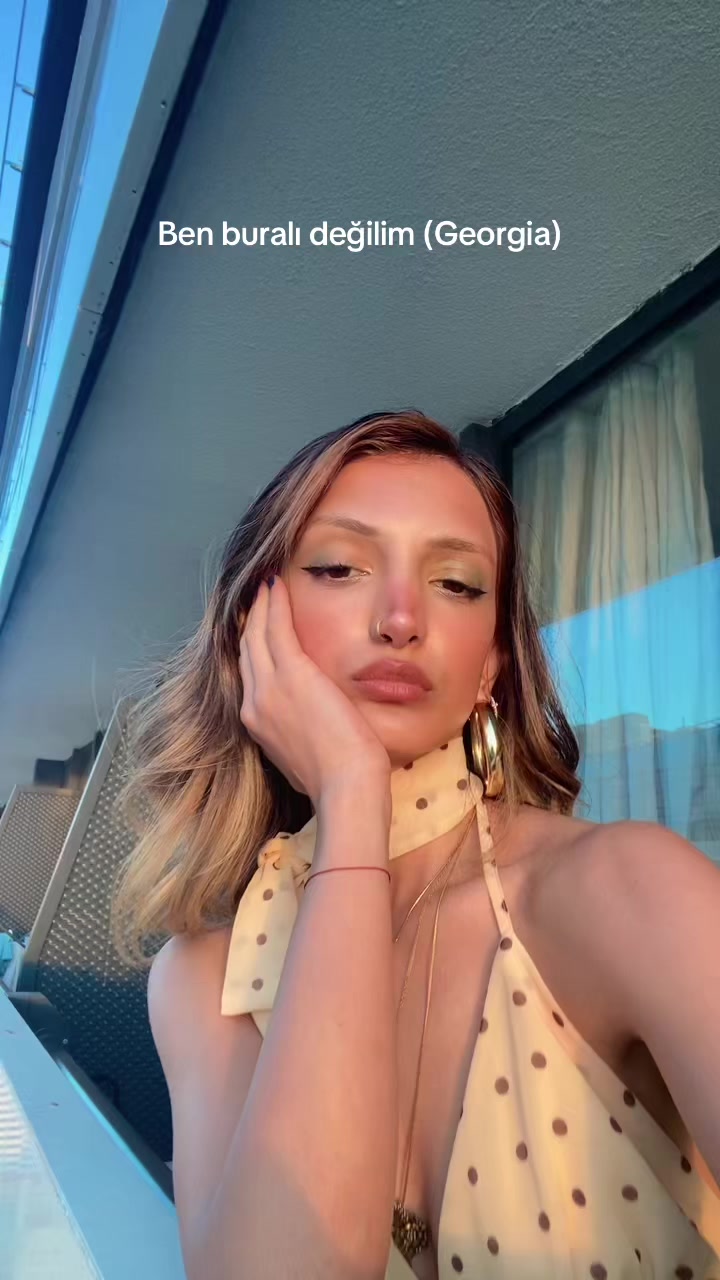 @areny.q