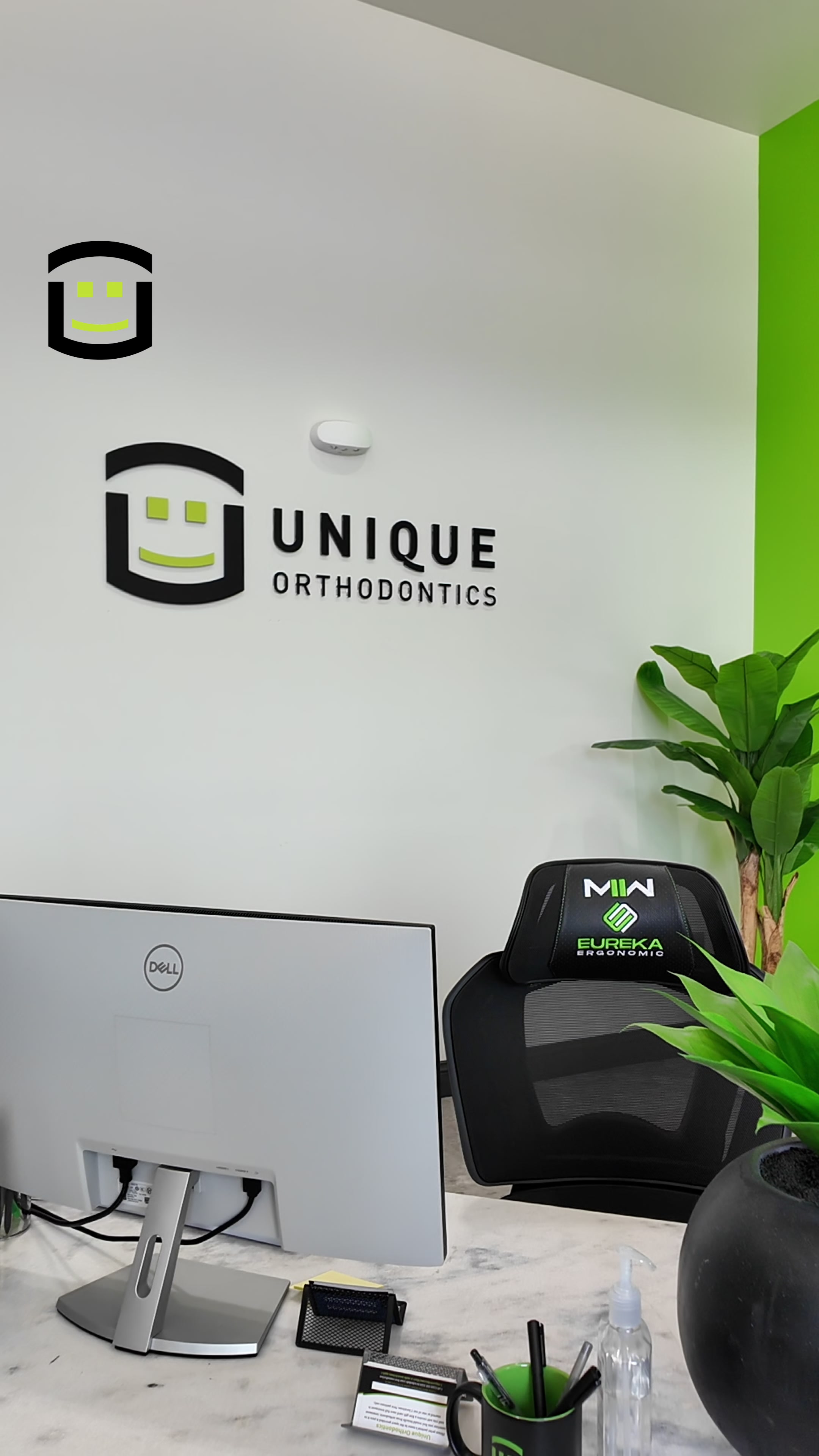 @Unique Orthodontics
