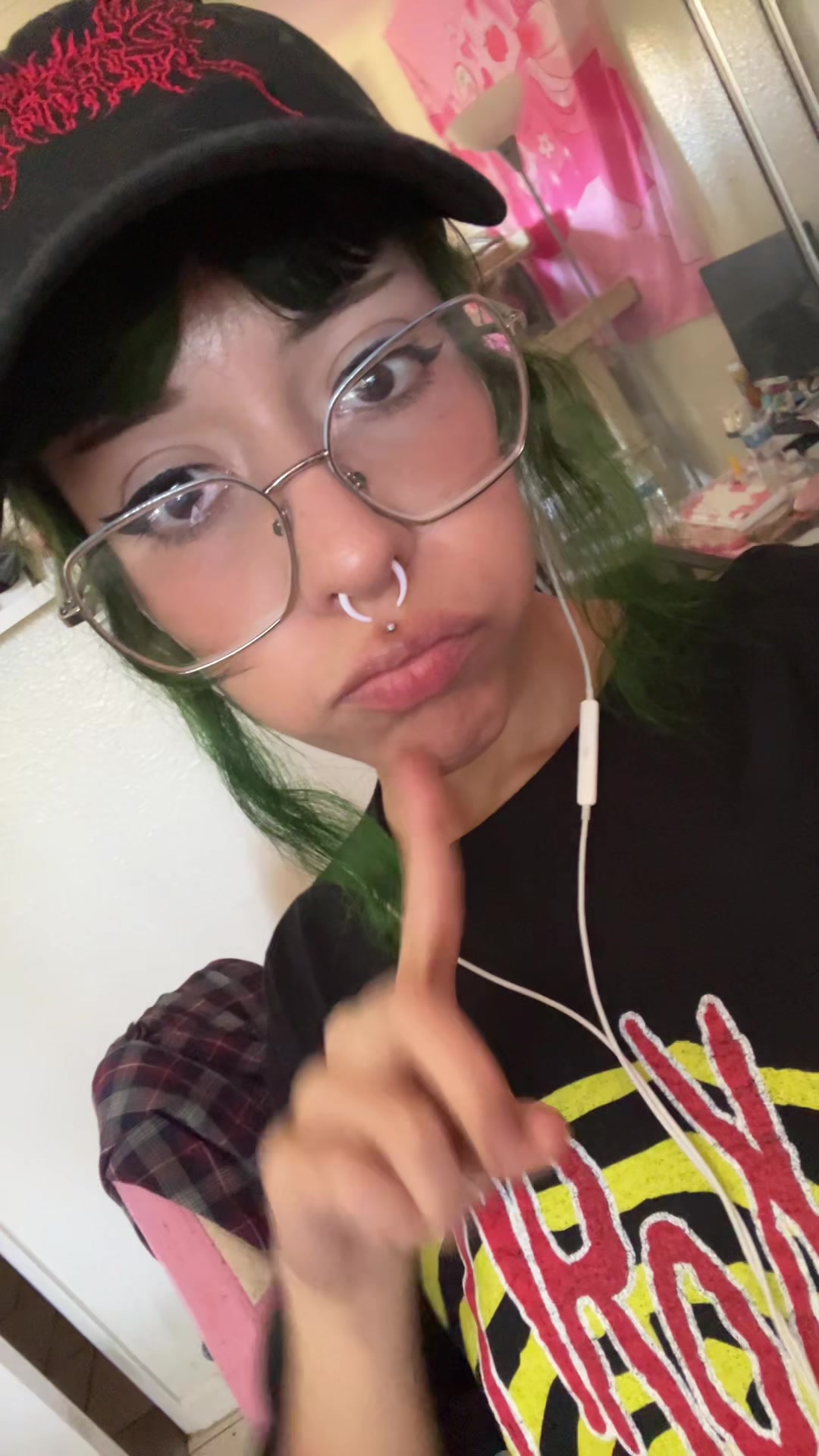 @Pluero ❀⋆.ೃ࿔*